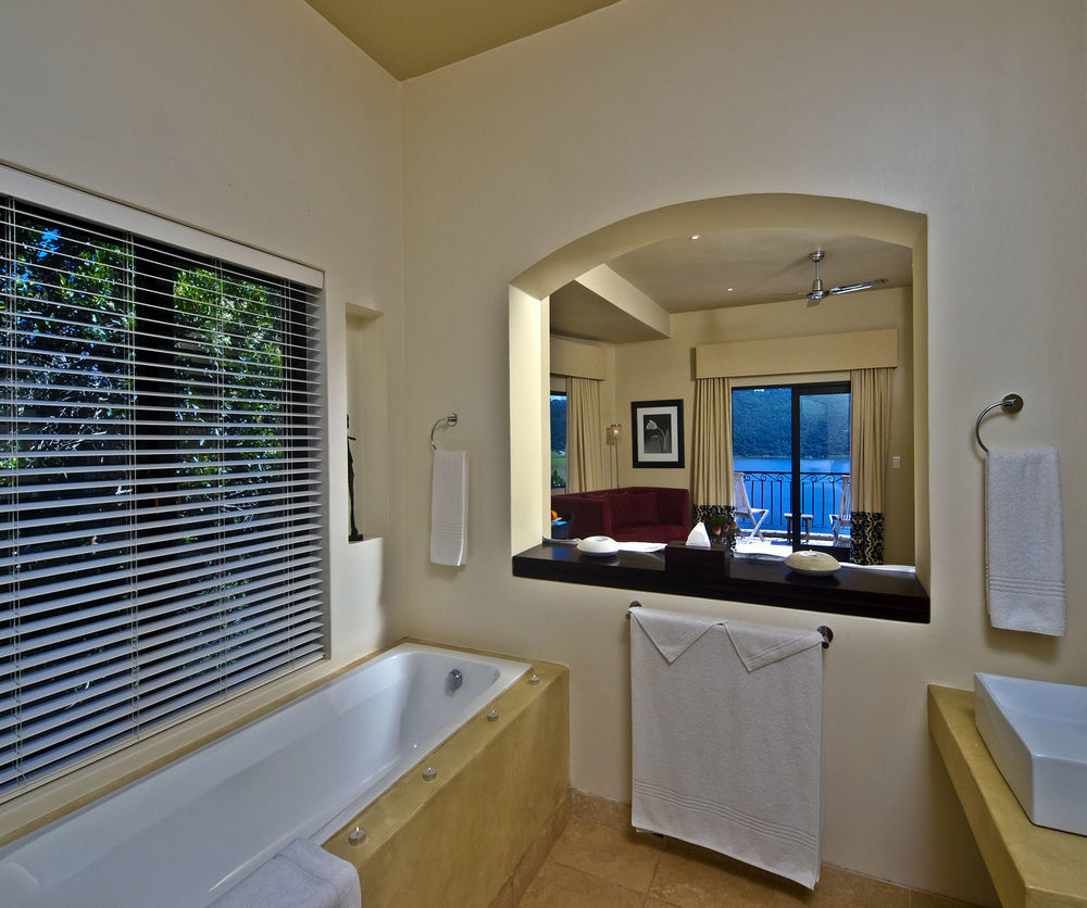 Lodge On The Lake And Wellness Spa Wildernis Exterior foto